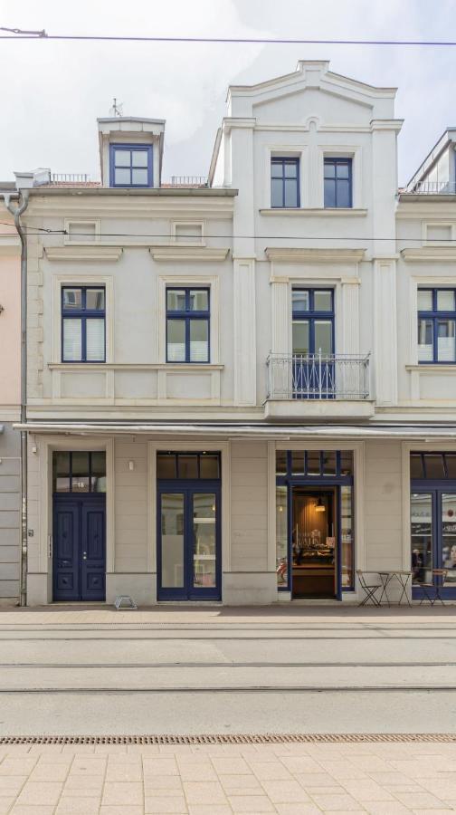 Modernes Apartment - Zentral, Ruhig, Wlan, Netflix, Kueche, Schreibtisch, Parkplatz, Waschtrockner كوتبوس المظهر الخارجي الصورة